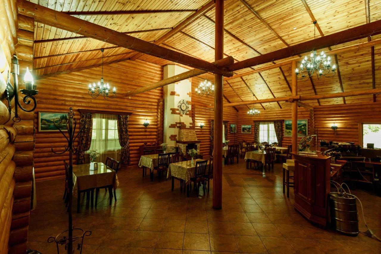 Lisova Kazka Hotel Zhdeniievo Exterior photo