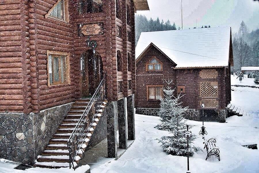 Lisova Kazka Hotel Zhdeniievo Exterior photo